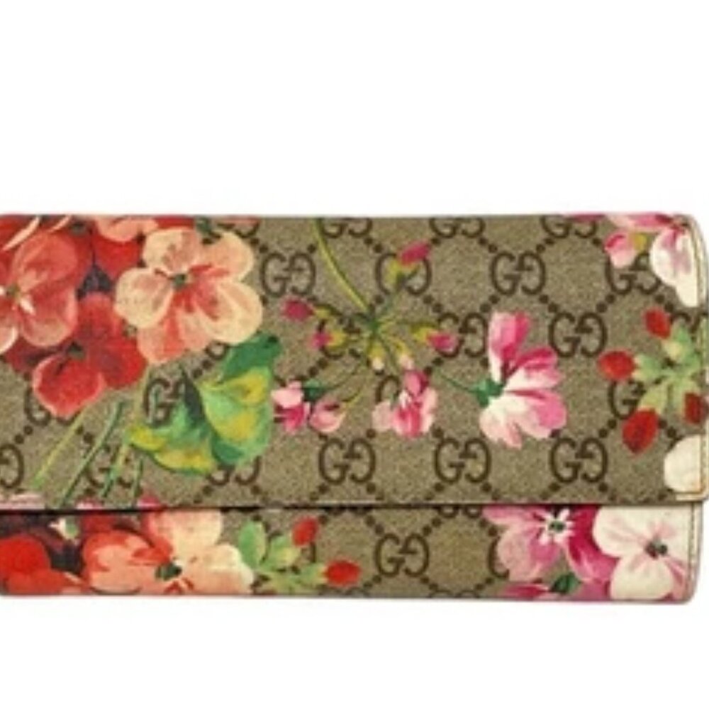 Gucci Bloom, pink long bifold wallet